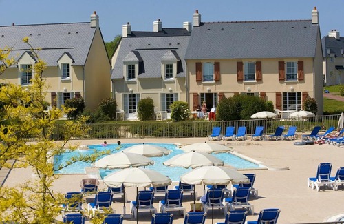 Port-en-Bessin-Huppain Apartment | Residence Le Green Beach - maeva Home
