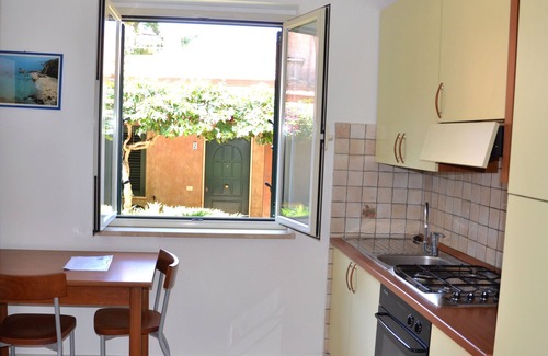 Parghelia Apartment | Residence la Vigna - Dependance 2 beds with pool.