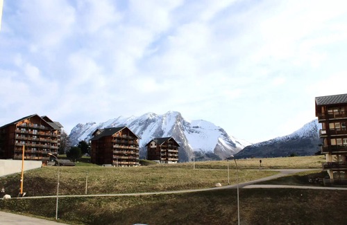 Saint-Etienne-en-Devoluy Apartment | Residence Le Bois D'aurouze - ECONOMIC STUDIO AT PIEDS