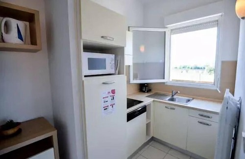 Azille Apartment | Residence Le Château de Jouarres * - 4 room duplex apartment for 8 people