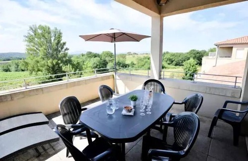 Azille Apartment | Residence Le Château de Jouarres * - 4 room duplex apartment for 8 people
