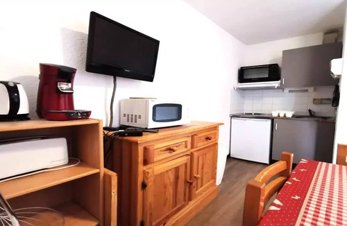 Puy-Saint-Vincent Apartment | Residence Les Ecrins - ECRINS211 - APARTMENT 4 PERSONS, SECTOR 1700M WITH BALCONY