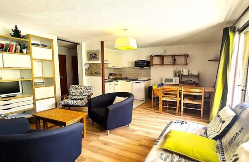 Puy-Saint-Vincent Apartment | Residence Les Eyssalarettes - Charming apartment T3 with balcony 4/6 persons