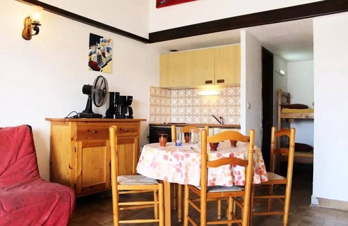 Port-la-Nouvelle Villa | Residence Mas De La Mer - But 2 rooms cabin 6 beds PORT LA NEW