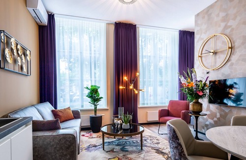 Zierikzee Apartment | Residence Mondragon Vakantie Appartement Suzanna Maria Longue Zierikzee