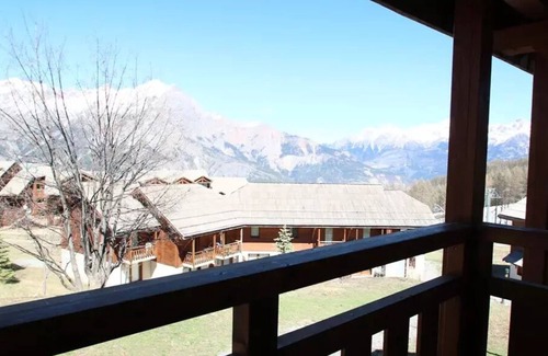 Puy-Saint-Vincent Ski Chalet | Residence Parc Aux Etoiles - Chalets for 7 People