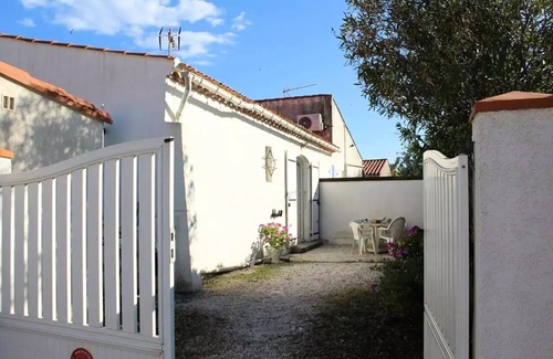 Port-la-Nouvelle Villa | Residence Pn000-156-port La Nouvelle - But 3 rooms 6 beds PORT LA NEW