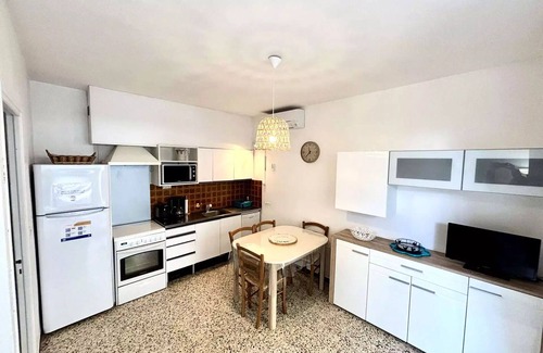 Port-la-Nouvelle Villa | Residence Pn000-042-port La Nouvelle - But 2 rooms 4 beds PORT LA NEW