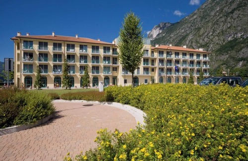 Porlezza Apartment | Residence Porto Letizia Palace-2room Apt 6 Pax Lake View Plus