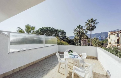 Loano Villa | Residence Villa Paola Bilocale 4 Pax