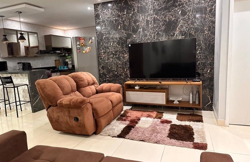 Liberdade House | Residence with swimming pool and barbecue, very large and cozy house