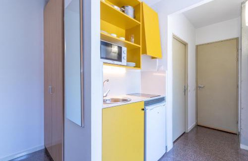 El Parc i la Llacuna del Poblenou Other | Residencia Universitaria Resa La Ciutadella