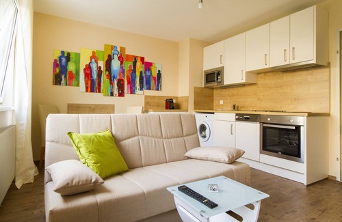 Kaisermuhlen Apartment | Residenz Donaucity