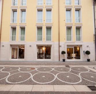 Bussolengo Apartment | Residenza Agnello D'Oro