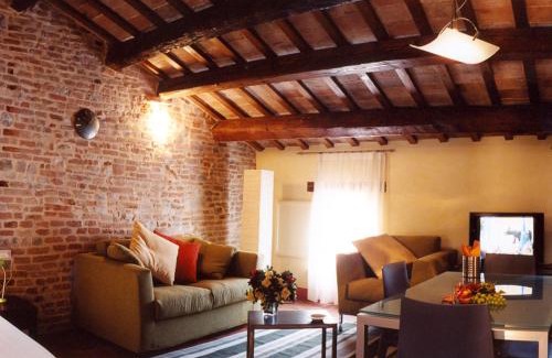 Santarcangelo di Romagna House | Residenza i Platani