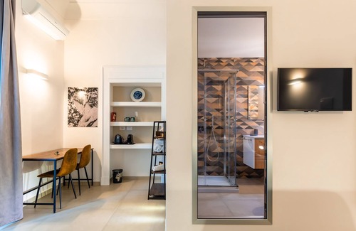 Chiaia Apartment | Residenza Partanna by Napoliapartments