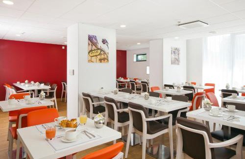 Curial Cambrai Apartment | Residhome Paris Rosa Parks