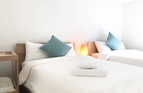 Rowland Heights Apartment | Resort 2b1.25b APT close to DTLA Disney
