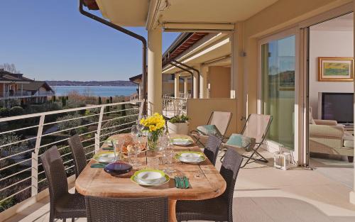 Colombare Apartment | Resort Caesar C4 Sirmione - Gardagate