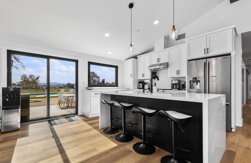 Paso Robles House | Resort-Like Amenities Inside & Out, Close to Downtown Paso, Great for Families