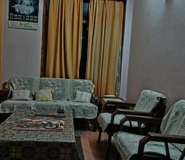 Old Manali Hotel | Resort Shine Astha with garden and mountain view, Pet friendly