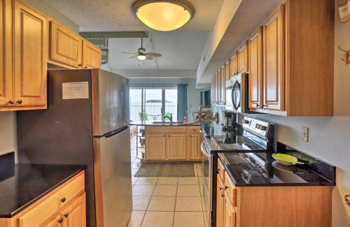 Put-in-Bay Apartment | Resort-Style Condo with Lake-View Balcony!