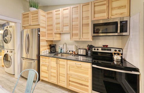 Anna Maria Resort | Resort-Style Ground Floor Suite Heated Pool/Spa 🐢