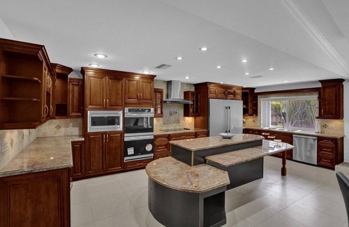 Inverrary House | Resort style in the city of fort lauderdale