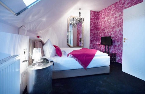 Kirkel Hotel | Ressmann`s Residence
