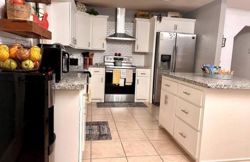 Palmview South House | Rest, Relax & enjoy the entire cozy vacational home!