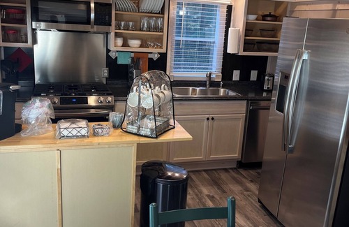 Dadeville Cabin | Rest-Relax-Reconnect-Renew in beautiful, serene, wooded, gated Lake Martin Cabin