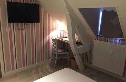 Briouze Hotel | Restaurant Hotel Logis Chez Sophie