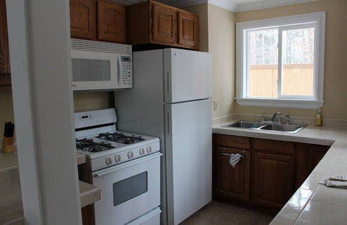 Mayfield Cottage | Restful Cottage For 4 On Lake George Near Traverse Cit