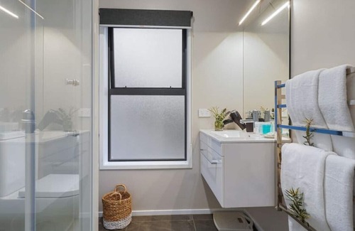 Swanson House | Restful Country Getaway Nr Trust Arena & Fast WiFi