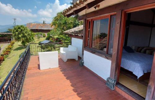 Yumbo Villa | Restful private retreat in Dapa with Jacuzzi