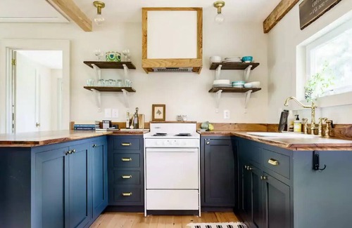 Livingston Manor Cottage | Restored 1950s Countryside Cottage Retreat