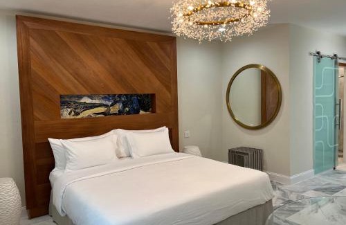 Springs at Kings Bay Hotel | Retreat at Crystal Manatee