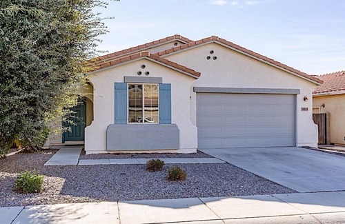 Laredo Ranch House | Retreat at SanTan! Private 4BR Home w/Heated Pool, Ping Pong Table & Game Room!