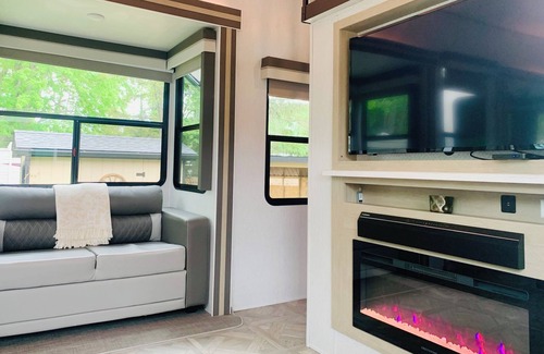 North Bay House | Retreat on Wheels: Kid-friendly Loft