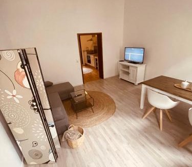 Deutz Apartment | Retro Appartement im Herzen von Köln Deutz