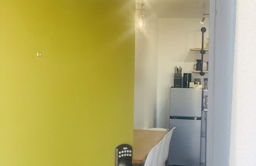 Panguitch Apartment | Retro Chic Bryce Canyon (KITCHENETTE/DOG FRIENDLY)