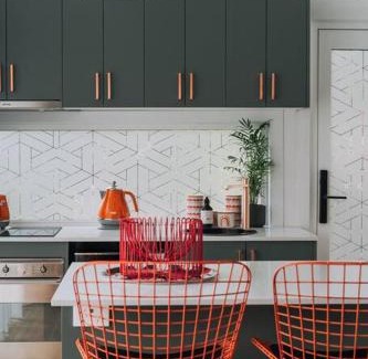 Terrigal Apartment | Retro Retreat - by Coast Hosting