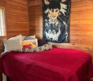 Maentsaelae Other | Retro Rustic Cabin