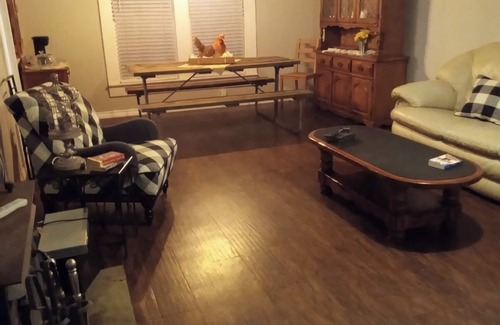 Hawkins Other | Return to the easy life at this quaint farm close to venues, lakes, and more!