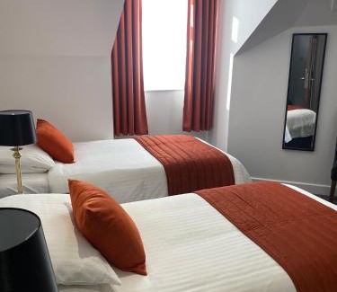 Bridlington Old Town Hotel | Revelstoke Hotel