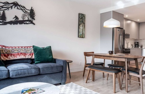 Revelstoke Condo | Revelstoke Vacations | Wildflower Retreat | Pet Friendly Plus Private Hot Tub!