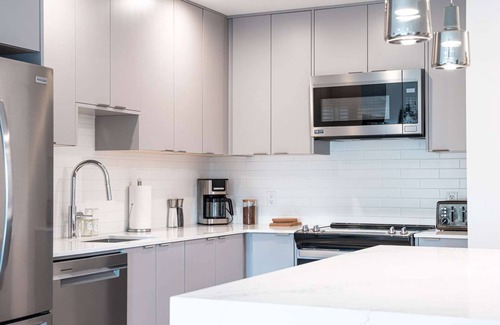 Revelstoke Condo | Revelstoke Vacations | Wildflower Retreat | Pet Friendly Plus Private Hot Tub!