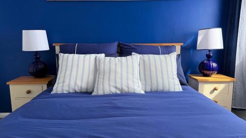 Ramsgate Apartment | Reverie Escape by Halisi