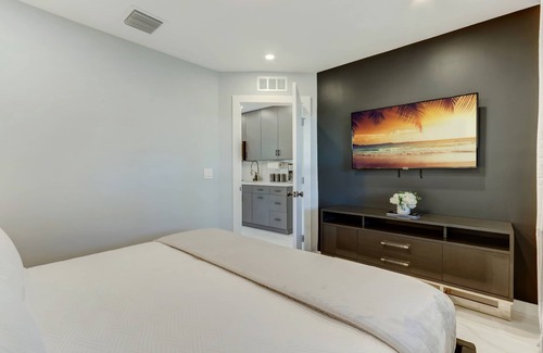 Little Ranches Apartment | Revive: Trendy design & Near Beach