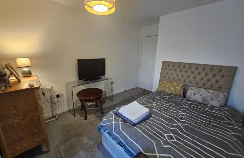 Waltham Abbey House | Rhapsody